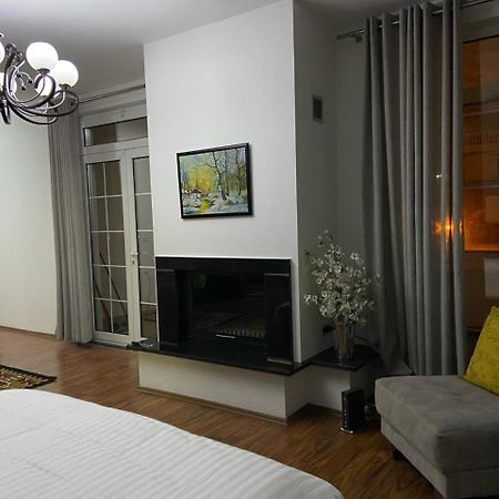 North Star Hostel Shkodër Dış mekan fotoğraf
