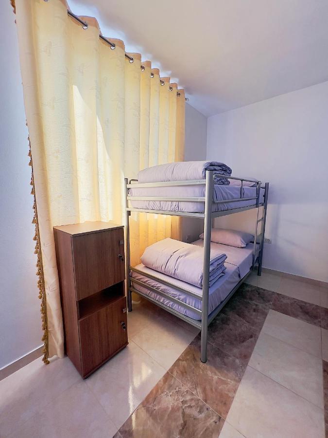 North Star Hostel Shkodër Dış mekan fotoğraf
