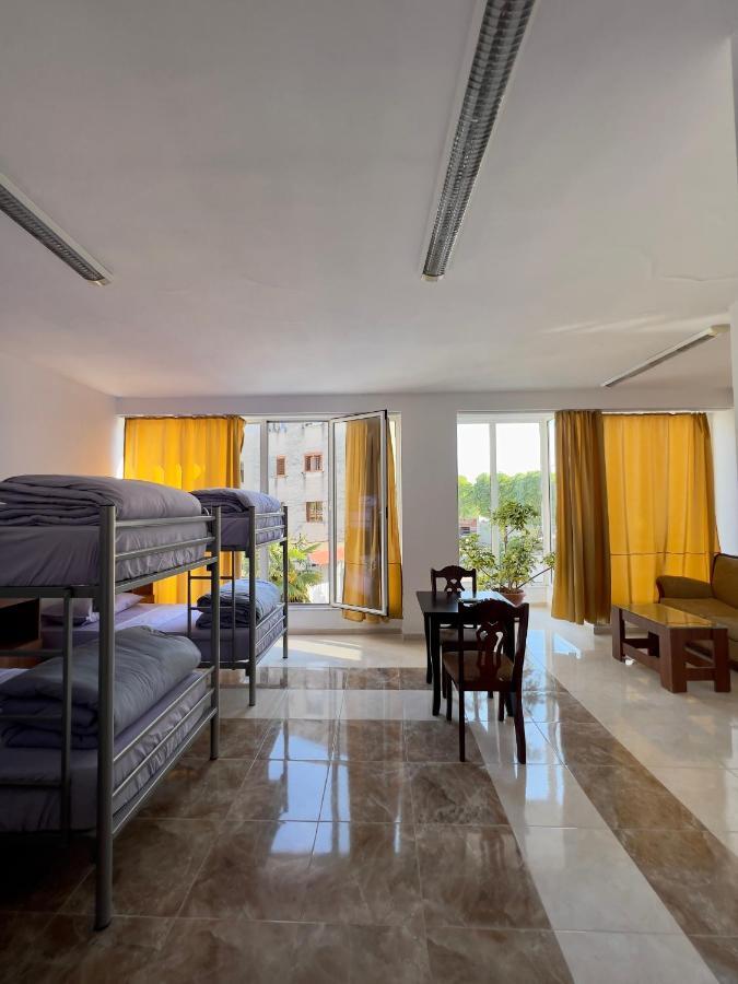 North Star Hostel Shkodër Dış mekan fotoğraf