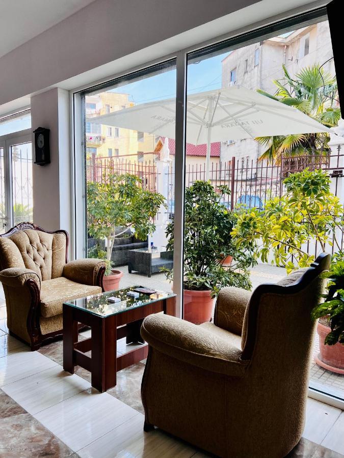 North Star Hostel Shkodër Dış mekan fotoğraf